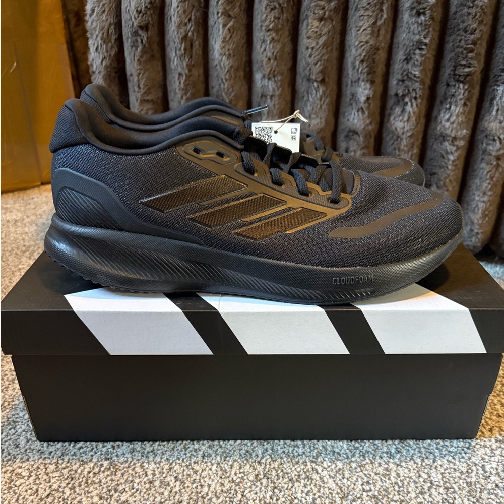 Brand New Adidas Run Falcon 5 Men’s Size 11 All Black Athletic Shoes